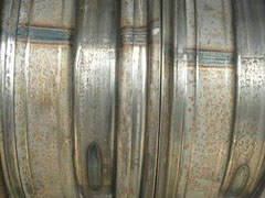 輪泰(tai)科斯汽(qi)配不鏽(xiù)鋼除鏽(xiù)案例