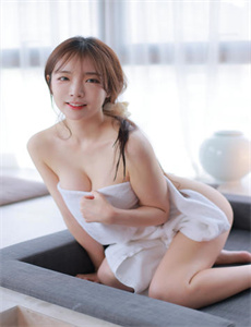 丝袜秘书