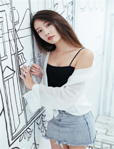 俄罗斯XX性幻女18