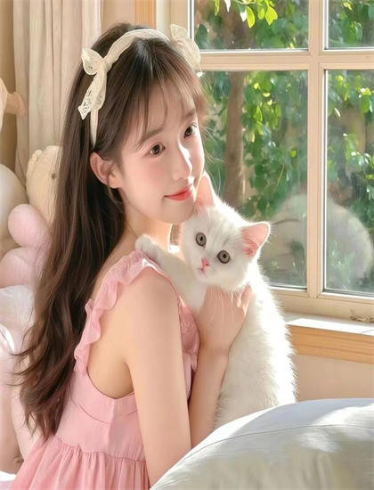 《美少女的衣橱》场景布置分析：环境设计与主题呼应探讨